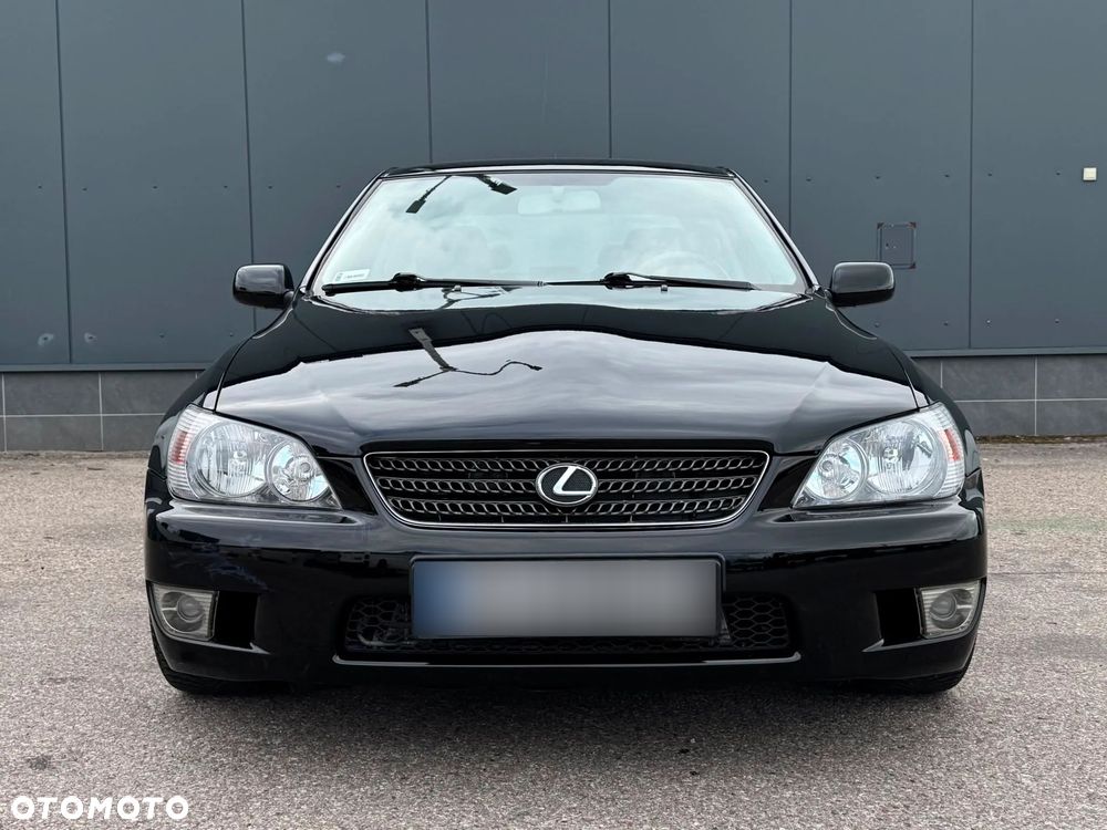 Lexus IS 200 - 5