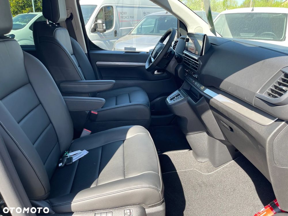 Toyota Proace Verso 2.0 D4-D Long VIP - 22