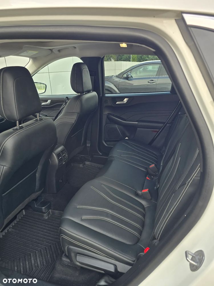 Ford Escape 2.0 EcoBoost AWD Titanium - 10