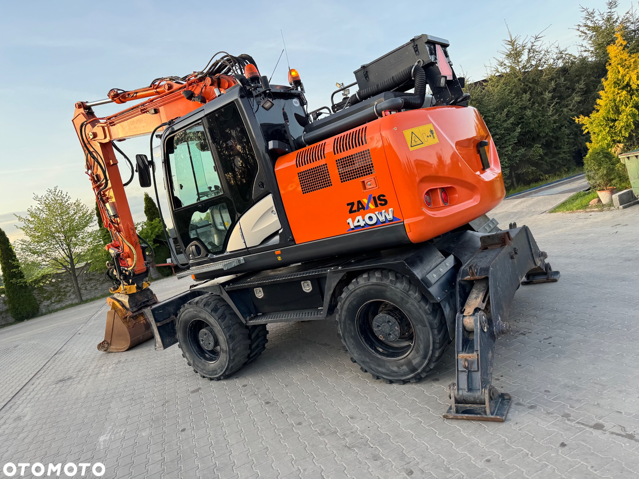 Hitachi ZX140W-6 / ZX 140 W - 11