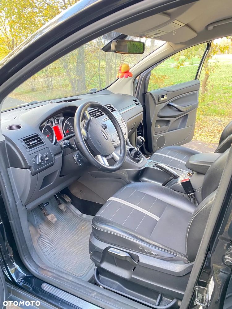 Ford Kuga 2.0 TDCi Titanium - 9