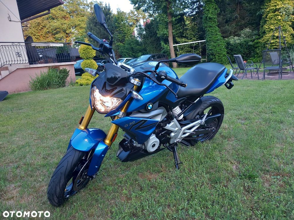 BMW G - 1