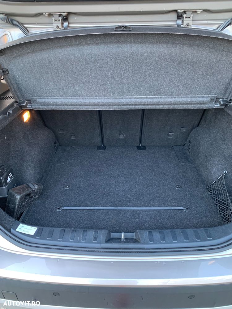 BMW X1 xDrive20d - 12