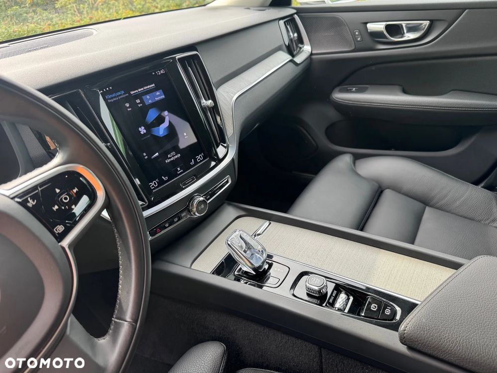 Volvo V60 B4 D Geartronic Inscription - 18