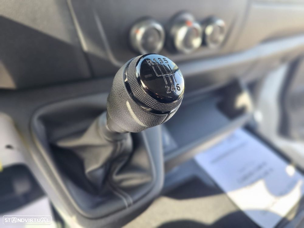 Renault Master 2.2 dCi L2 H1 3.5T - 19