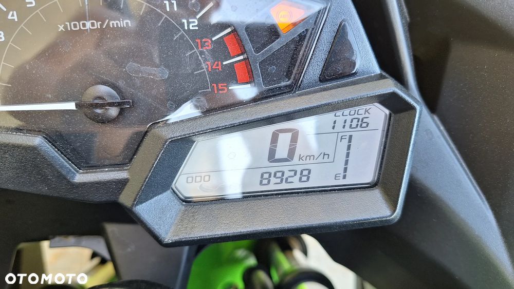 Kawasaki Ninja 300 ABS - 8