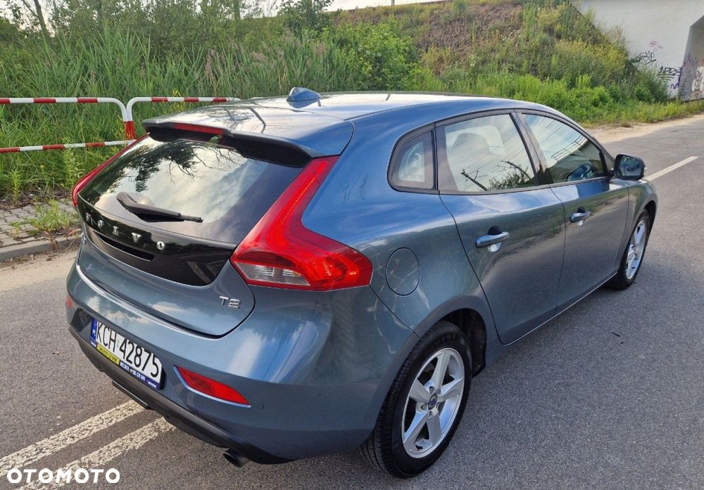 Volvo V40 T2 You - 8
