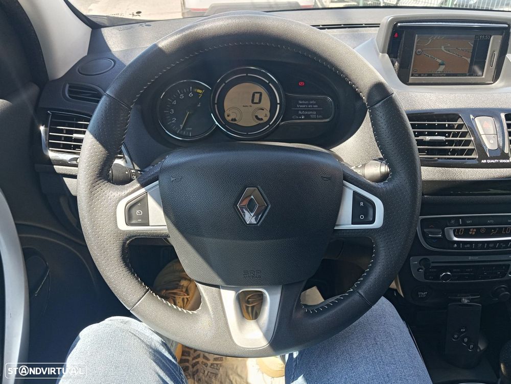 Renault Mégane ENERGY TCe 115 Start & Stop Bose Edition - 8