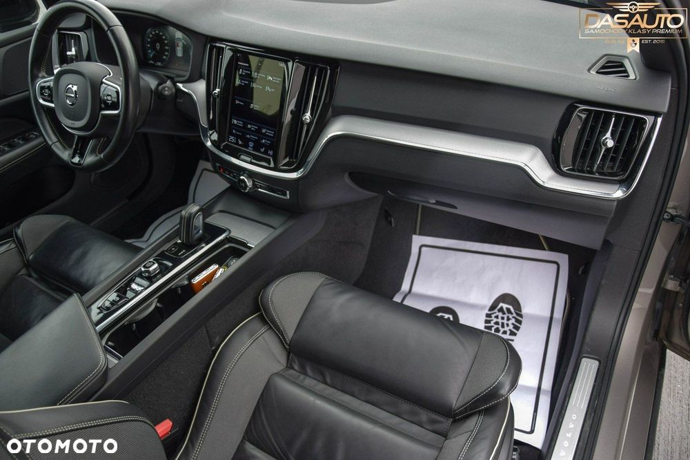 Volvo V60 B4 D Geartronic RDesign - 38