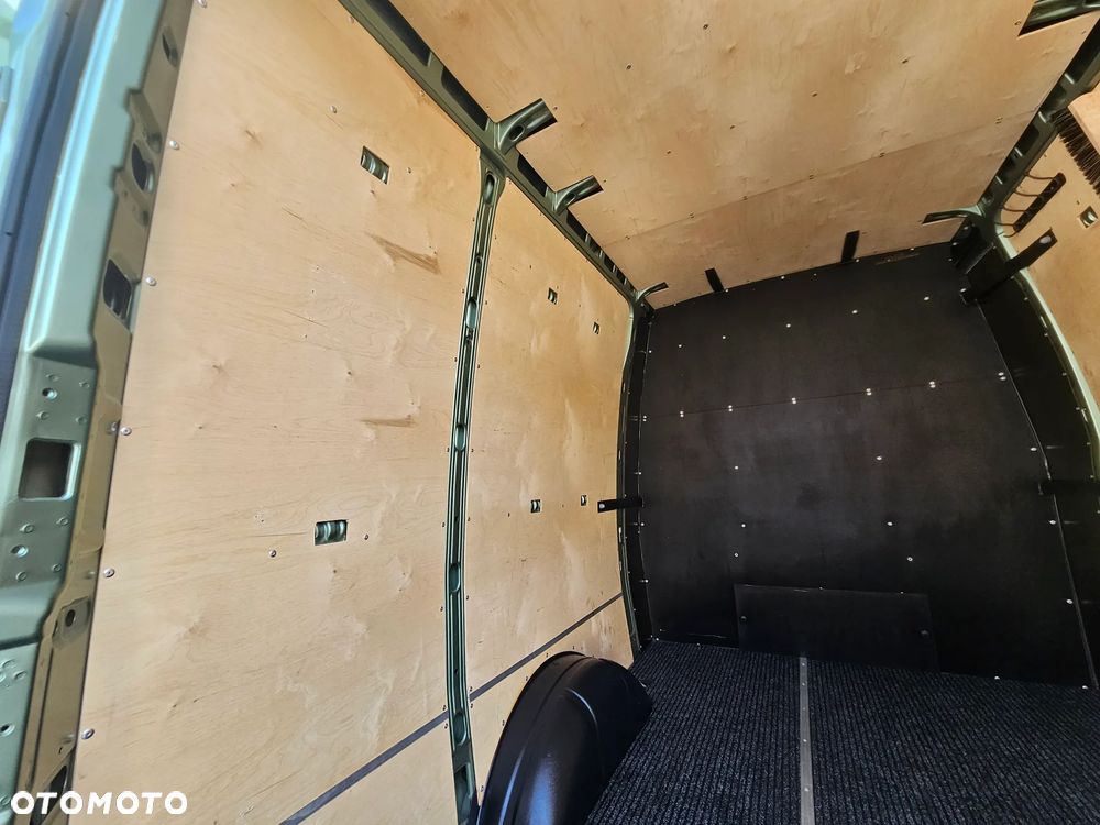 Iveco DAILY 35S18 HI-MATIC BRYGADOWY 7-OSÓB - 27