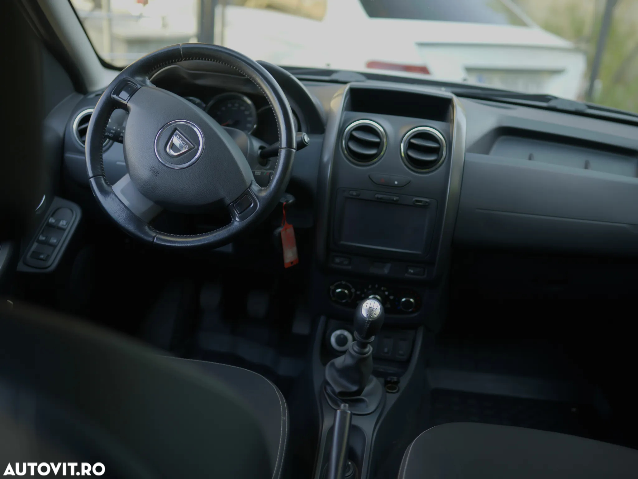 Dacia Duster 1.5 dCi 4x4 Laureate - 13