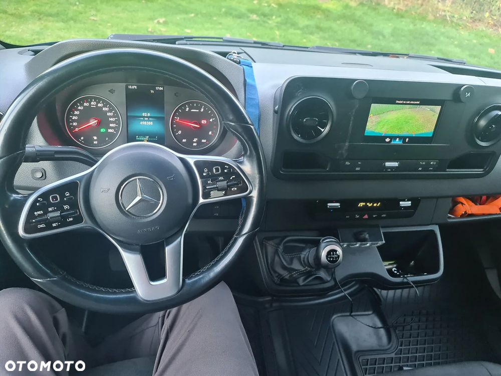 Mercedes-Benz Sprinter - 6