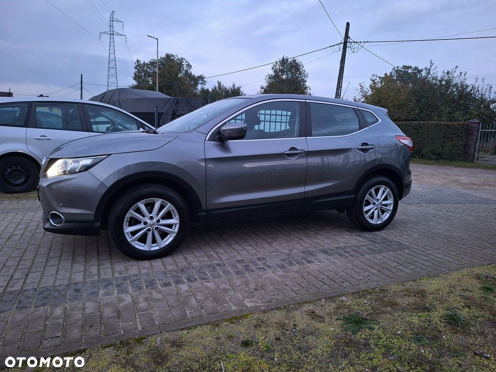 Nissan Qashqai - 2