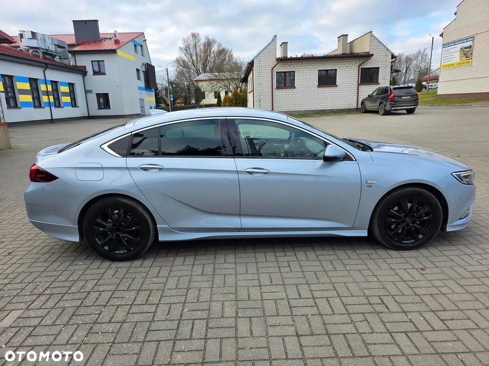 Opel Insignia 2.0 Ultimate Exclusive - 4