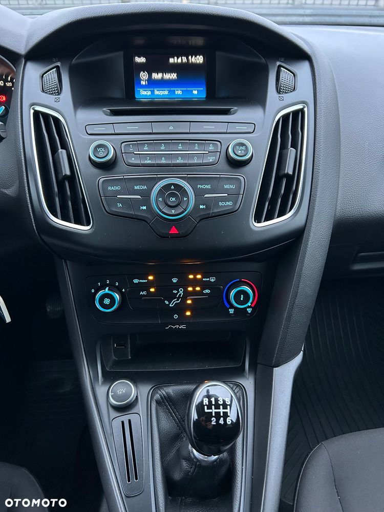 Ford Focus 1.5 TDCi Trend - 19