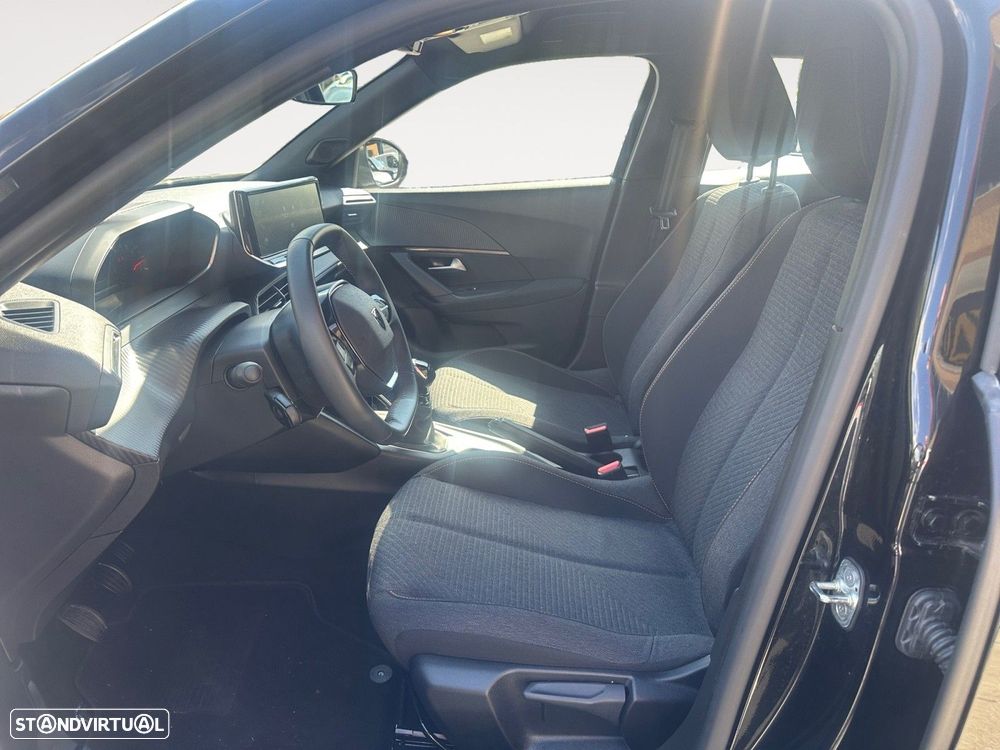 Peugeot 2008 1.2 PureTech Style - 9