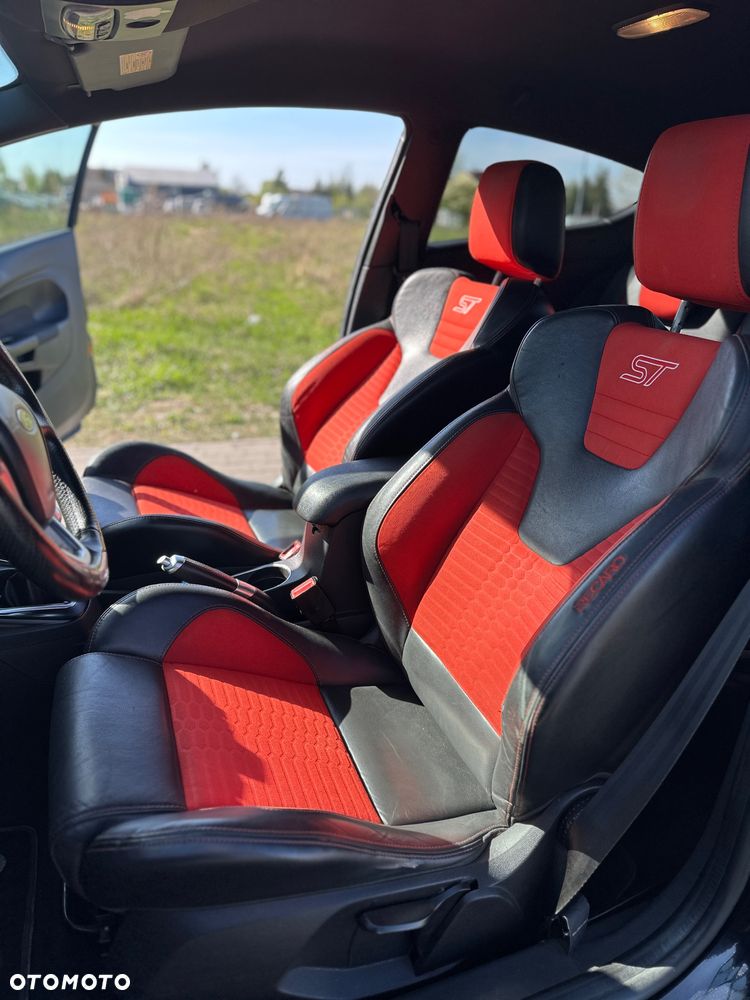 Ford Fiesta ST2 - 14