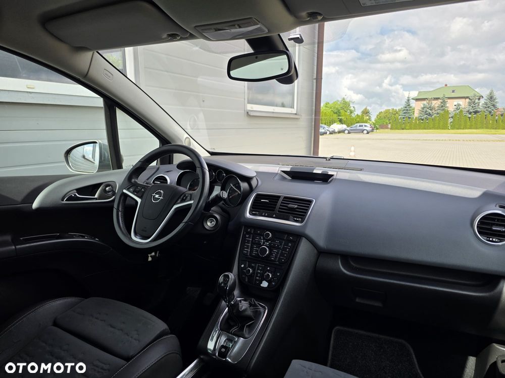 Opel Meriva 1.4 T Cosmo - 24