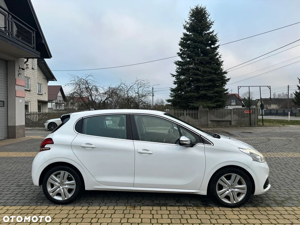 Peugeot 208 Blue-HDi 100 Stop&Start Style - 3