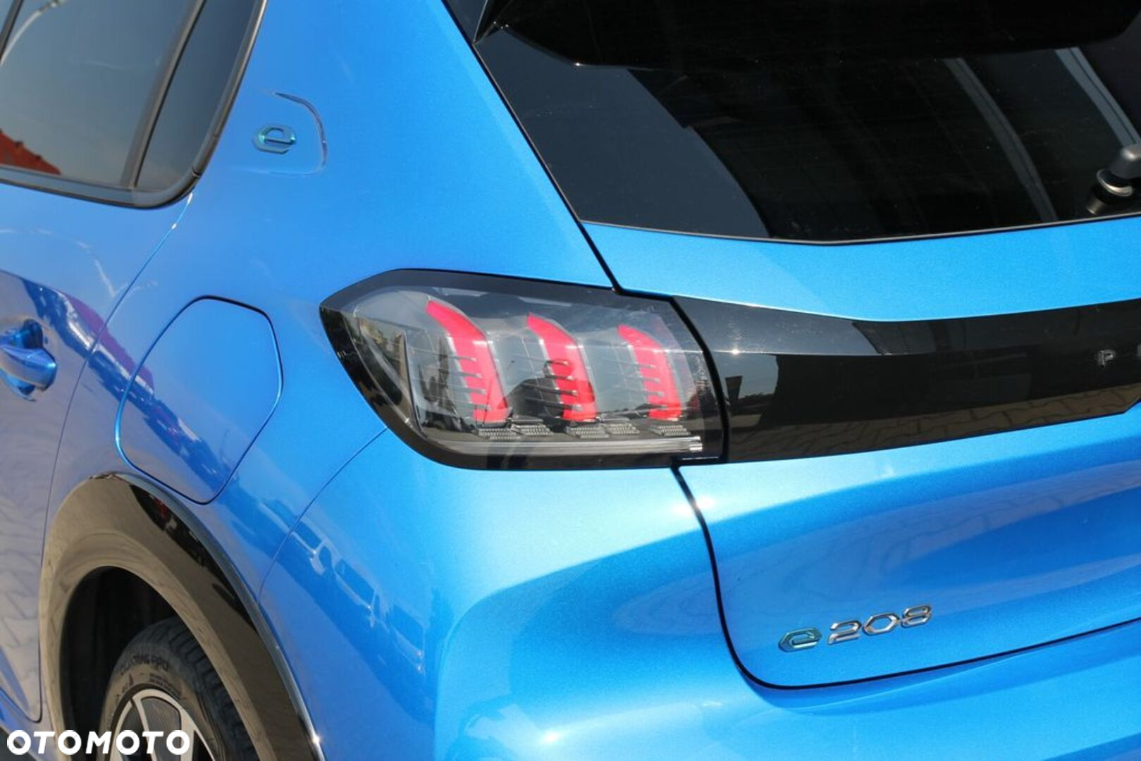 Peugeot 208 e-208 GT Pack - 28