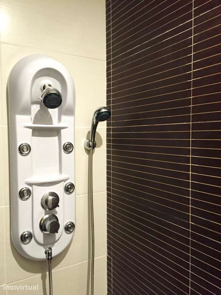 Quarto - localizado em Massarelos Porto - Grande imagem: 5/7