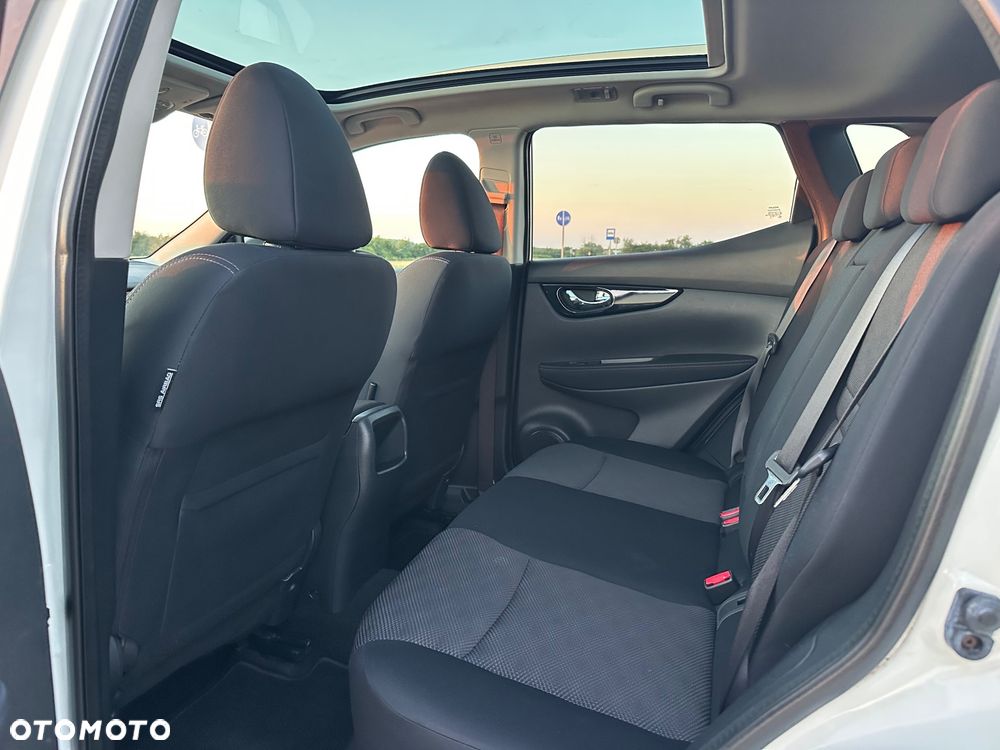 Nissan Qashqai 1.6 DIG-T Tekna - 10