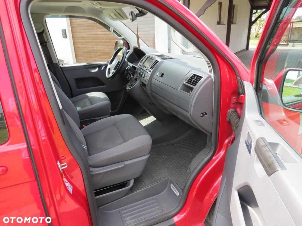 Volkswagen Multivan - 18