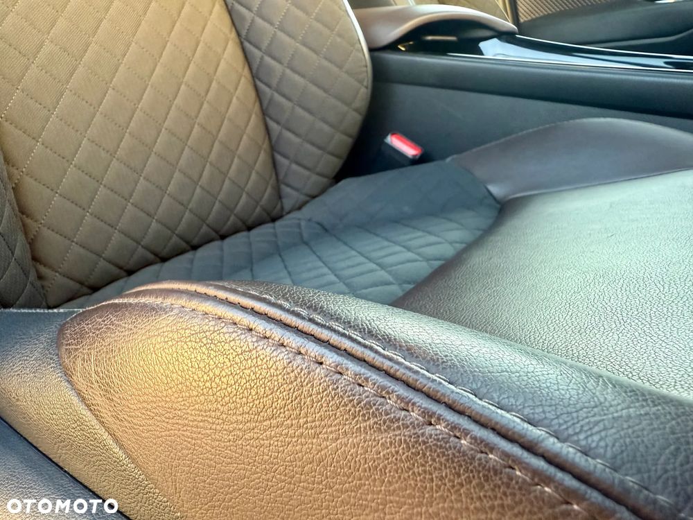 Toyota C-HR 1.2 T GPF Prestige - 29