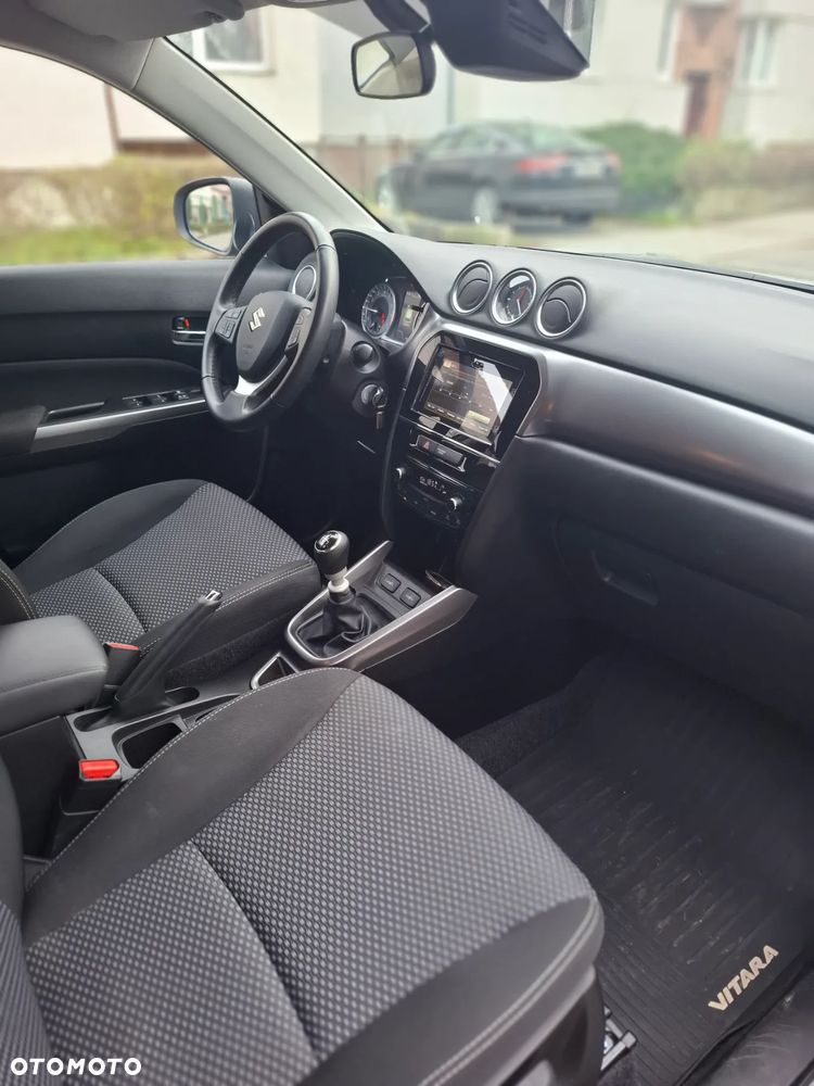 Suzuki Vitara - 17