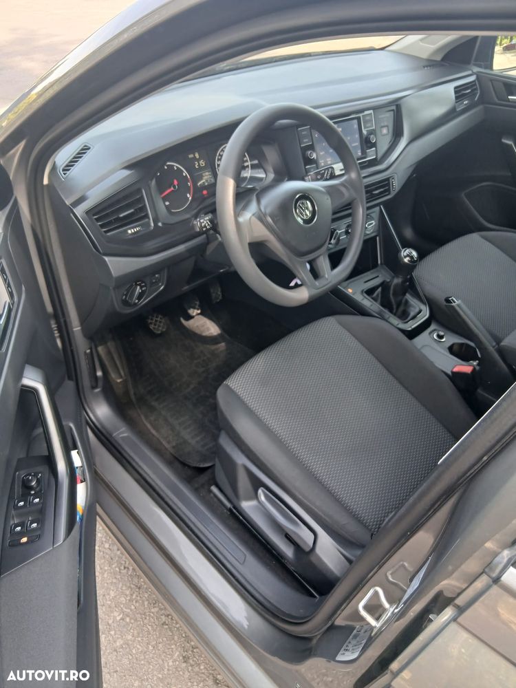 Volkswagen Polo - 9