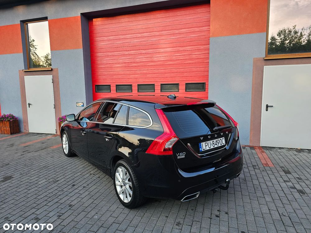 Volvo V60 D4 Drive-E Momentum - 15
