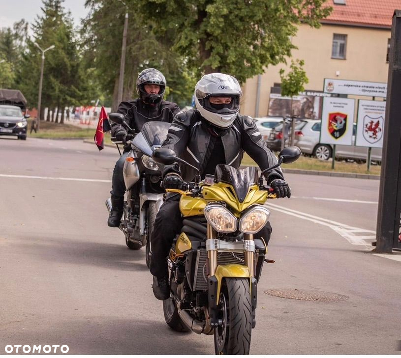 Triumph Speed Triple - 2