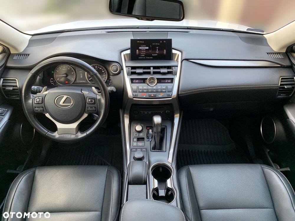 Lexus NX 200t Comfort AWD - 3