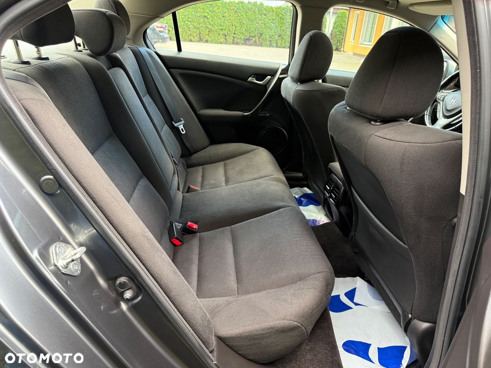 Honda Accord 2.0 Executive - 24