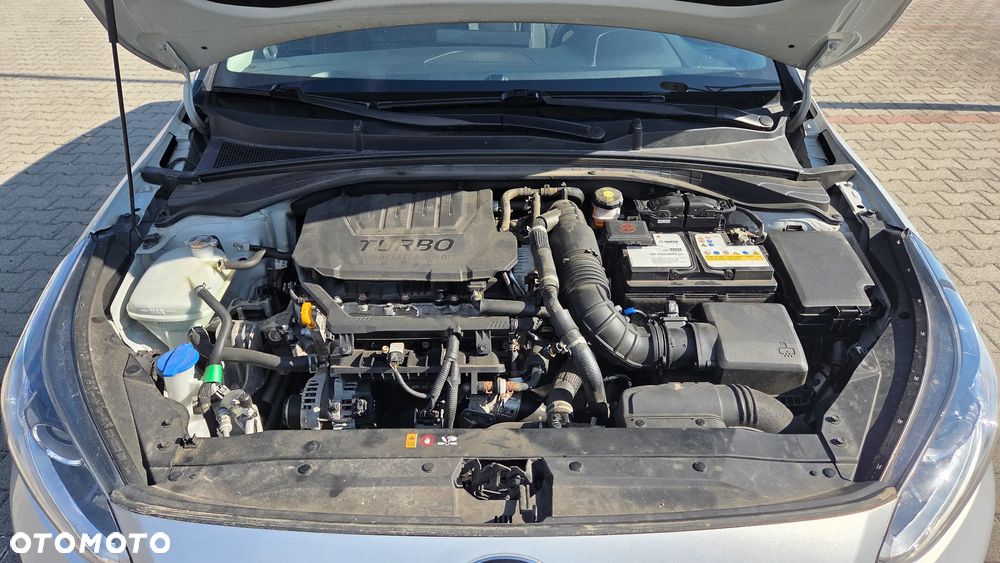 Kia Ceed 1.5 T-GDI M DCT - 14