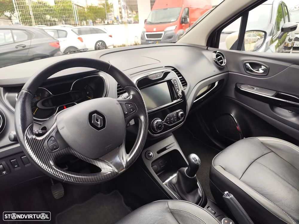 Renault Captur 0.9 TCE Exclusive XMOD - 8