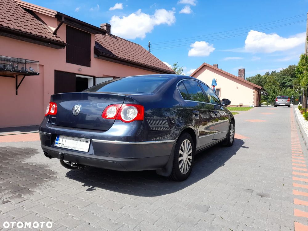 Volkswagen Passat 2.0 TDI DPF Comfortline - 3