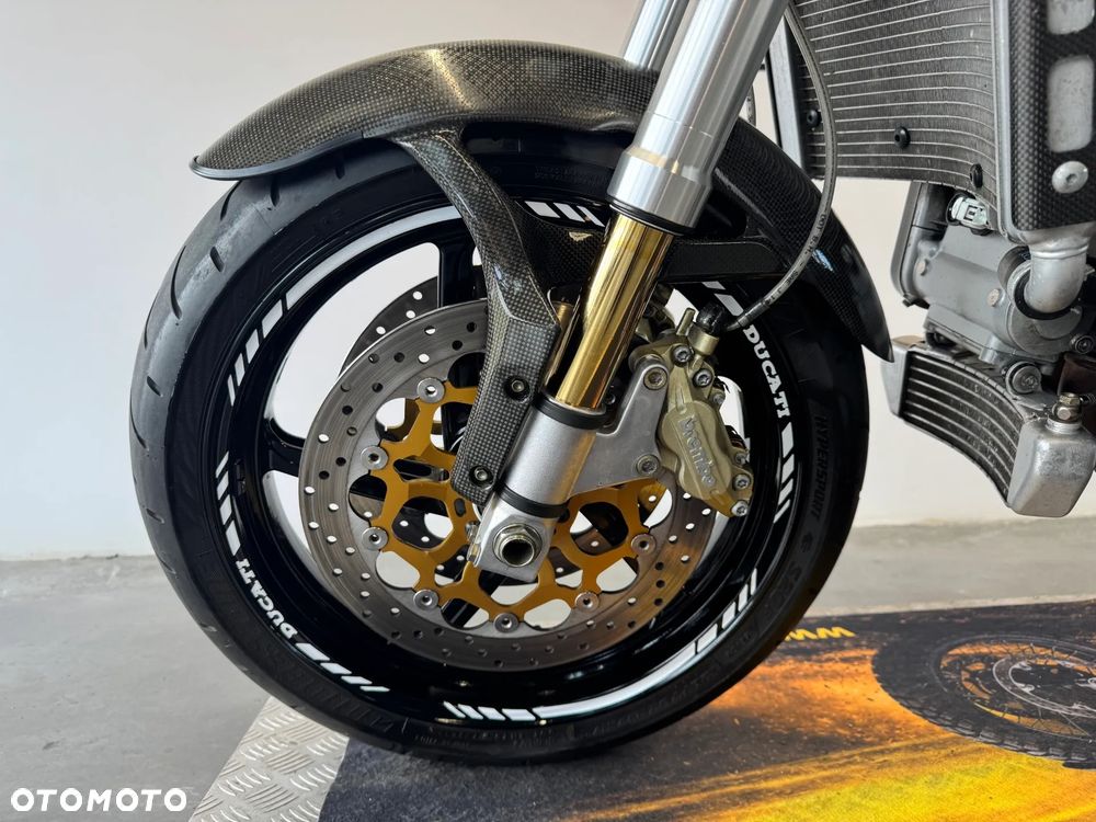 Ducati Monster - 18