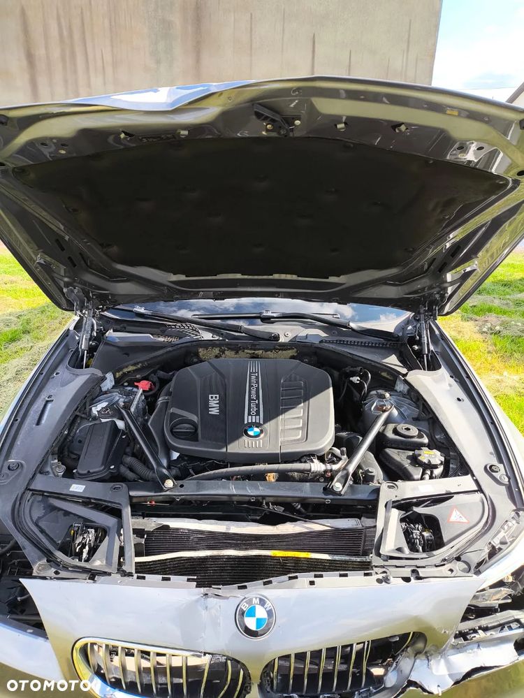 BMW Seria 5 535d xDrive Touring - 22