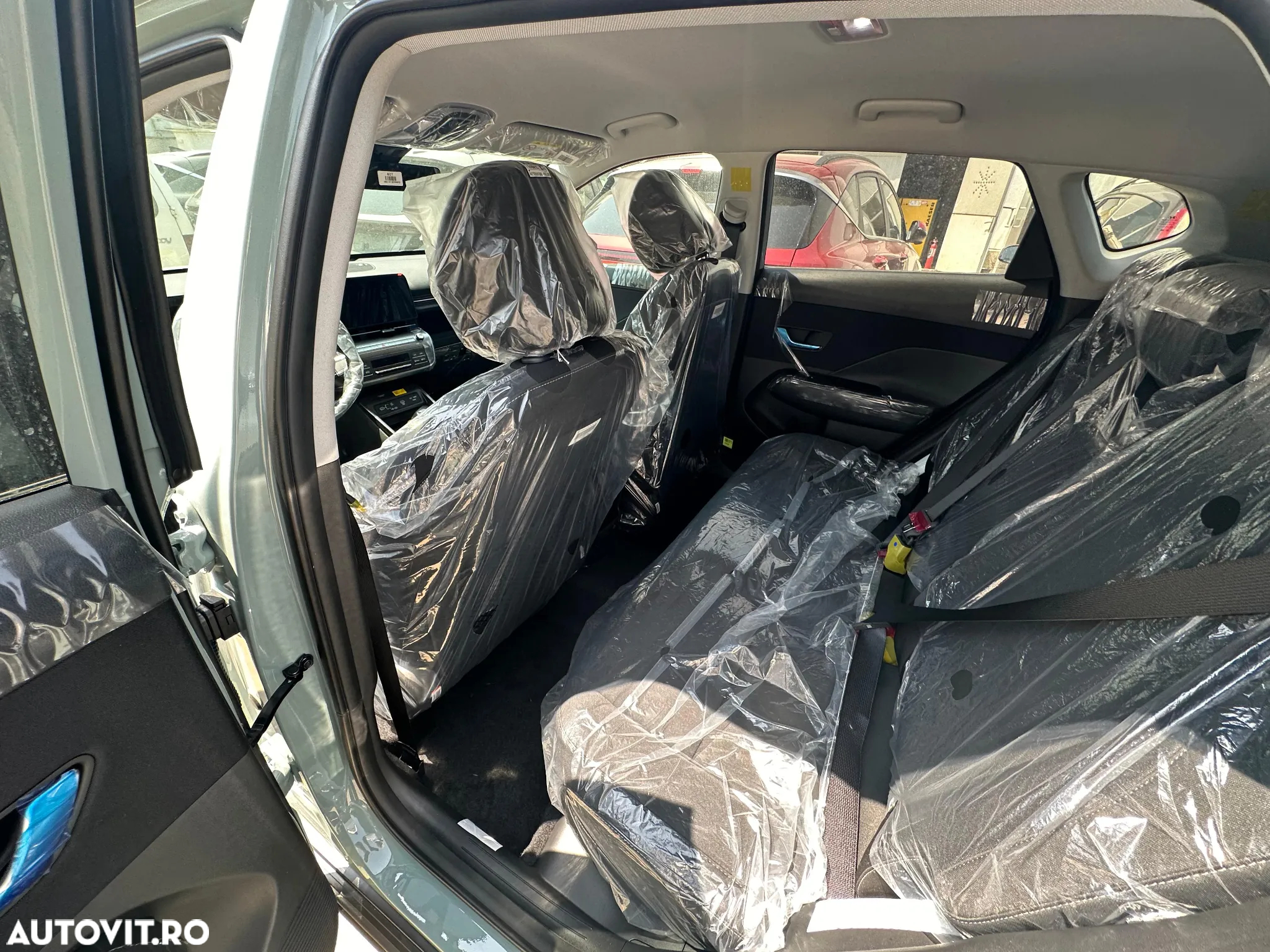 Hyundai KONA 1.6 T-GDI 138 CP 7DCT 2WD Premium+ - 8