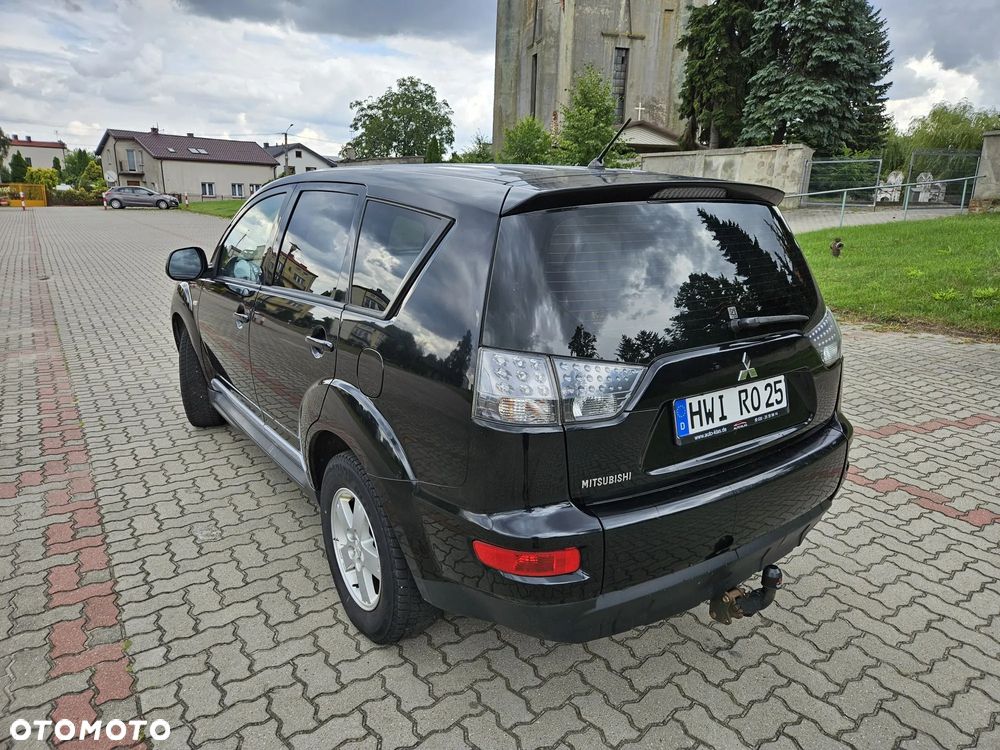 Mitsubishi Outlander 2.0 2WD - 3