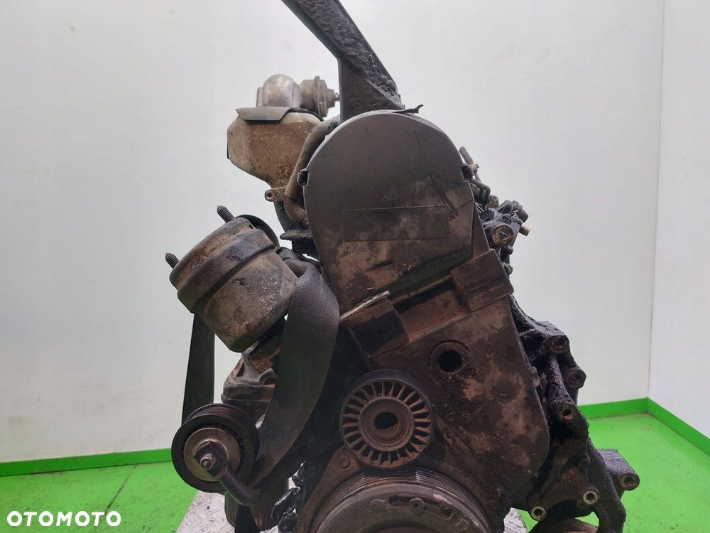 Silnik diesel VW Caravelle T4 1990-2003  2,5 TDI DIESEL - 13