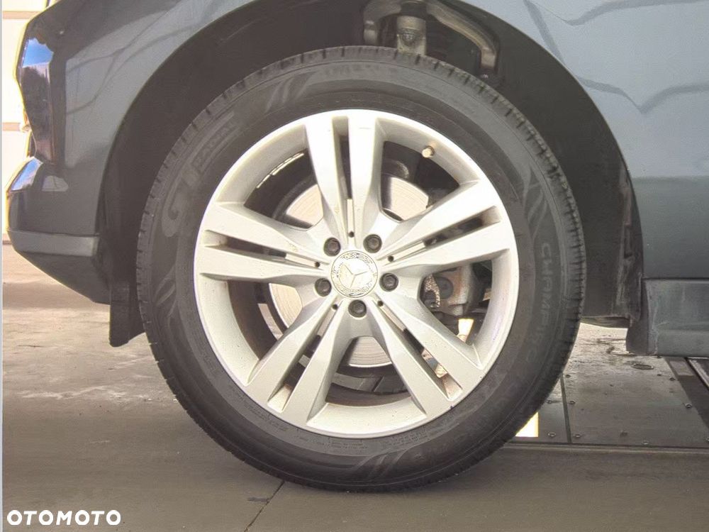 Mercedes-Benz ML 350 4MATIC (BlueEFFICIENCY) 7G-TRONIC - 12