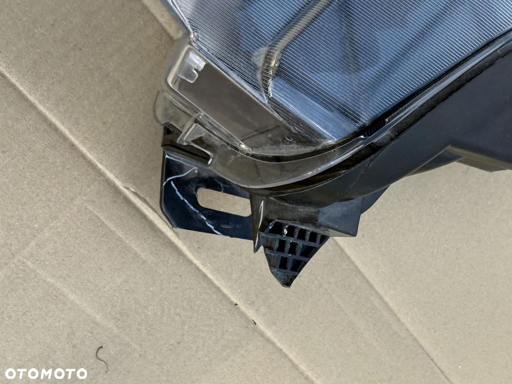 MUSTANG MACH-E LAMPA PRZEDNIA PRAWA LJ8B13E014 - 3