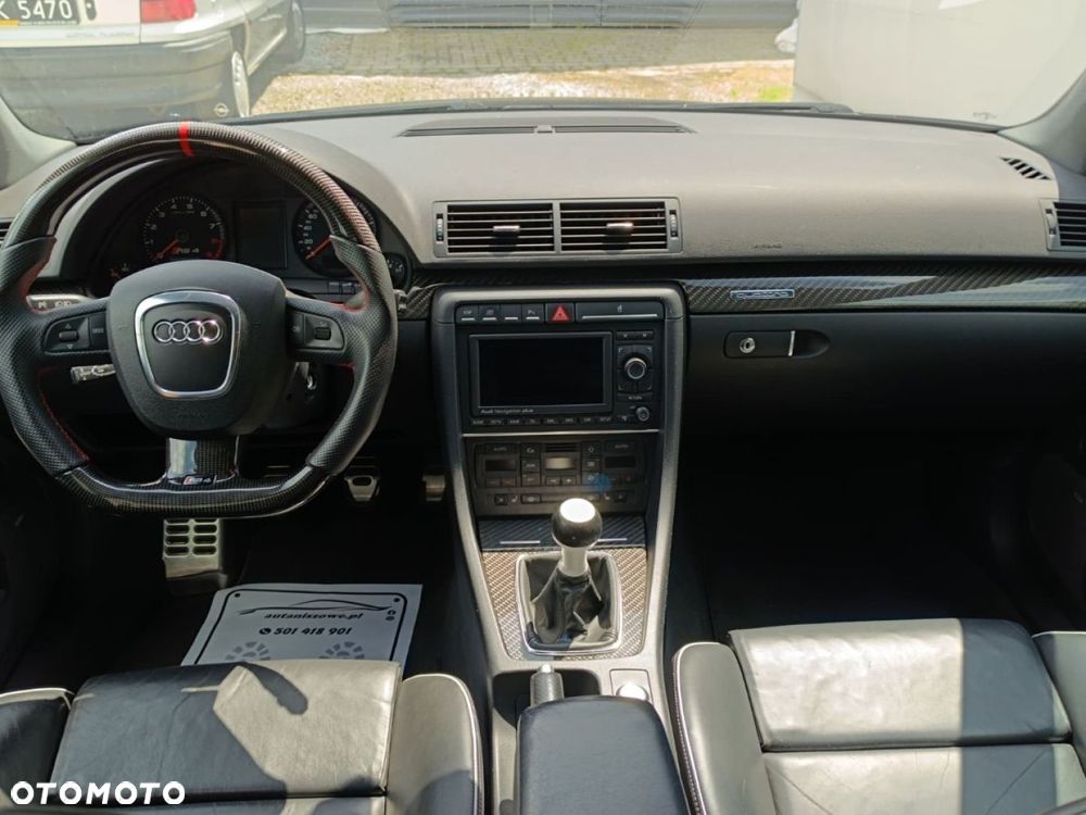 Audi RS4 Avant Avant - 9