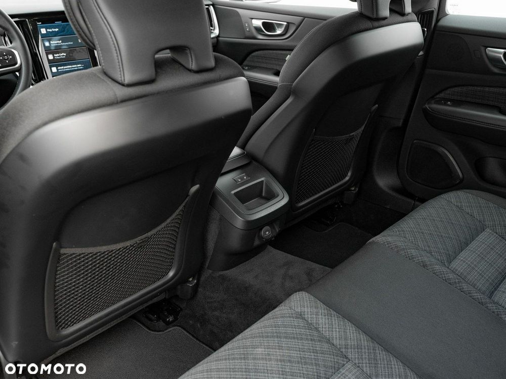 Volvo V60 - 25