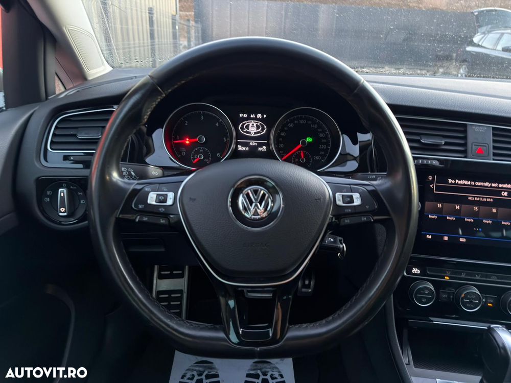 Volkswagen Golf 1.6 TDI SCR DSG Join - 14