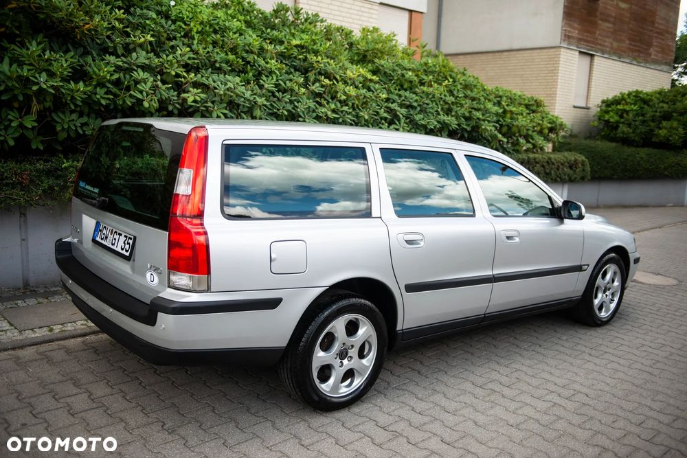 Volvo V70 2.4 Optima - 12