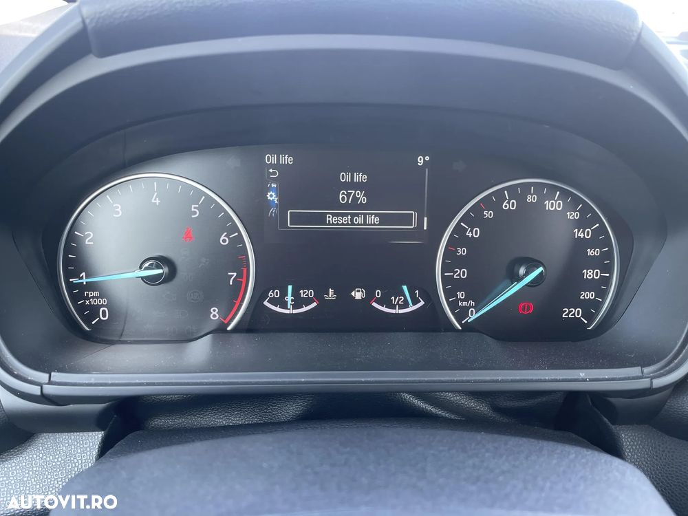 Ford EcoSport - 18