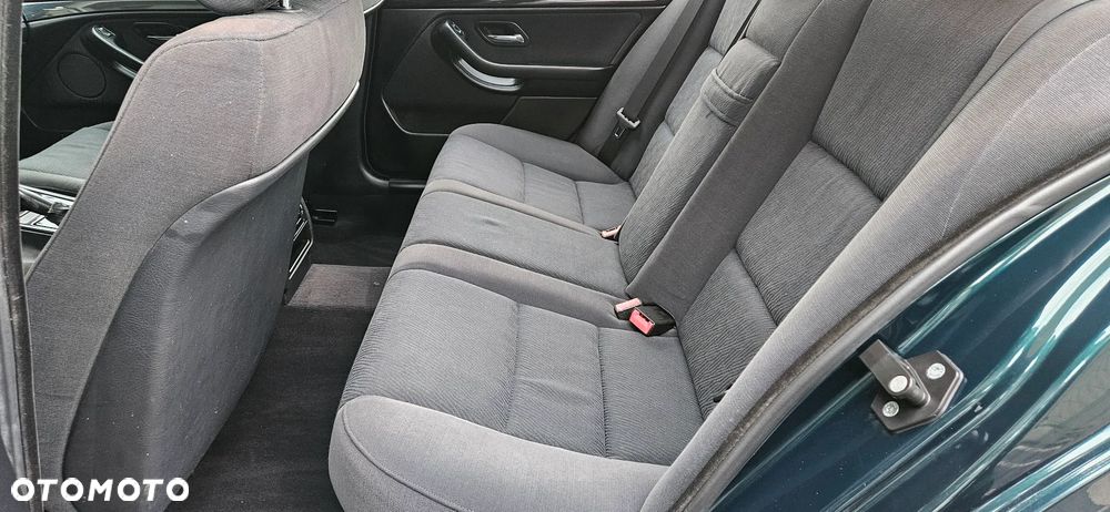 BMW Seria 5 520i - 15